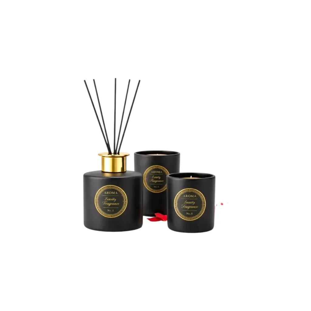 معطر اسود مع شمعة