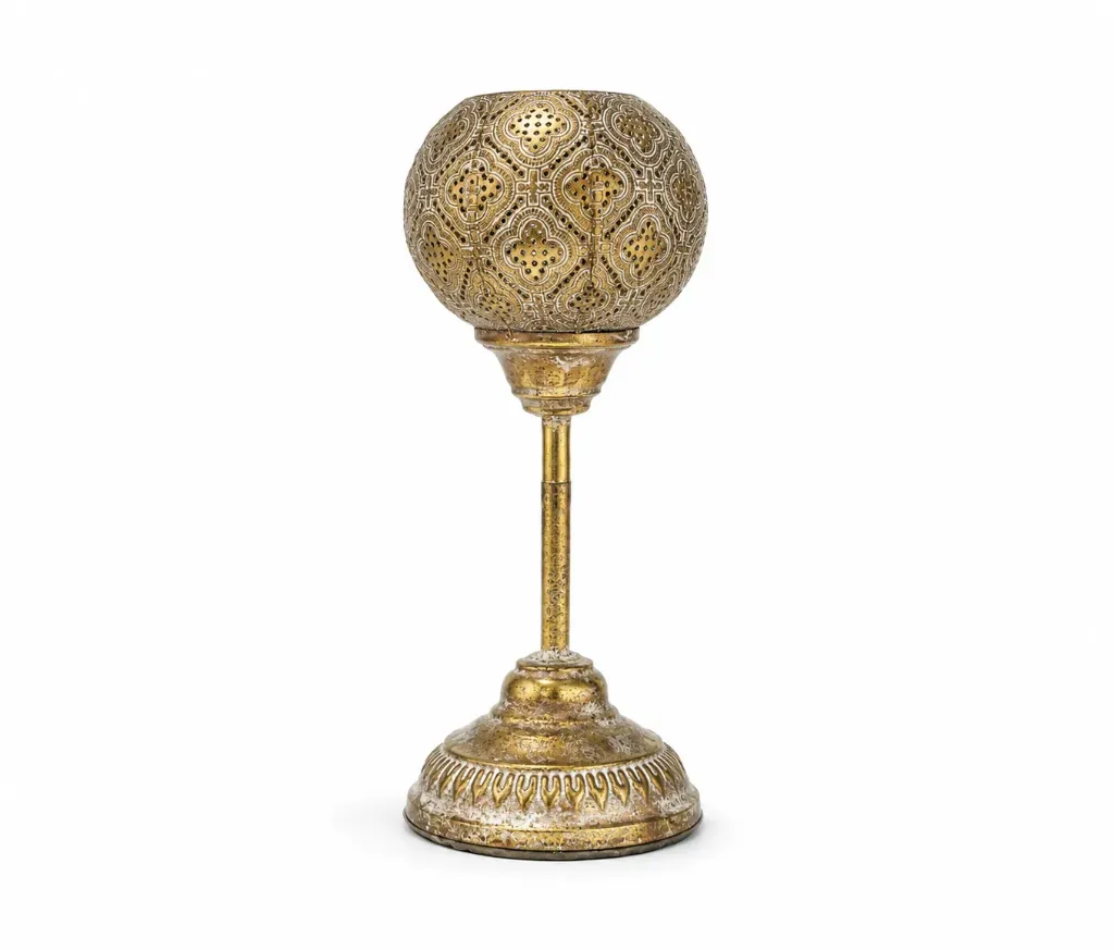[5_2 شمعدان معتق صغير] Antique candlestick