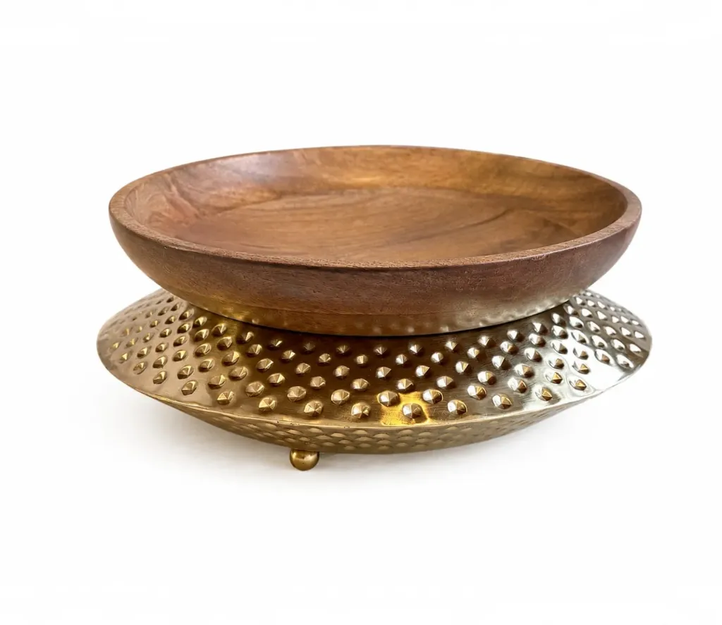 [BD-4224 صحن خشب مع معدن]  صحن خشب مع معدن